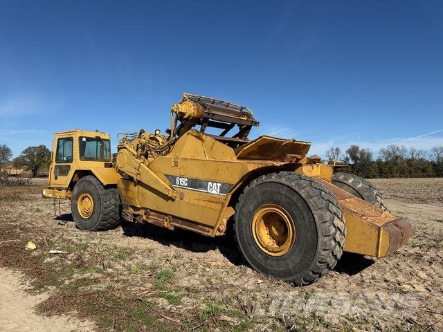 CAT 615CII Scraper