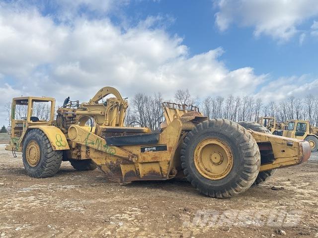 CAT 621 Scraper