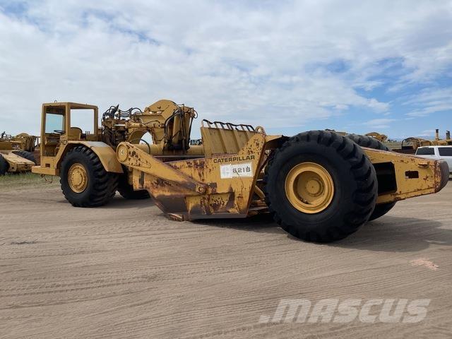 CAT 621B Scraper