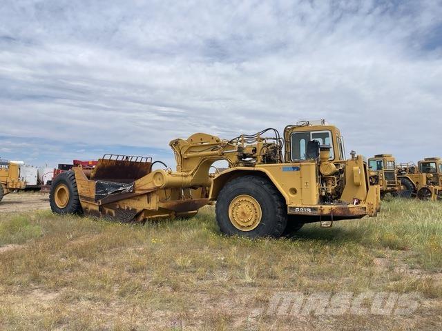 CAT 621B Scraper