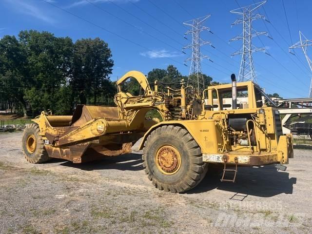CAT 621F Scraper