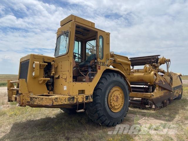 CAT 623B Scraper