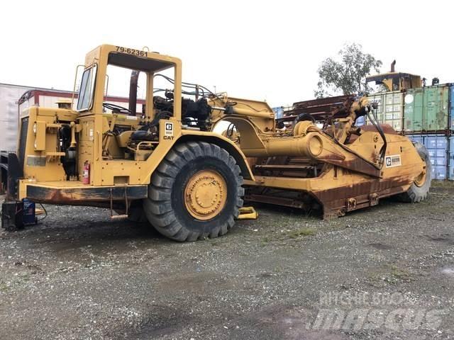 CAT 623B Scraper