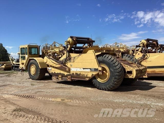 CAT 623F Scraper