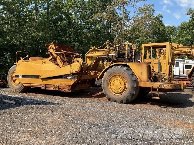 CAT 623F Scraper