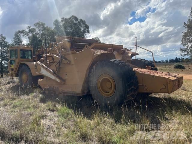 CAT 623G Scraper