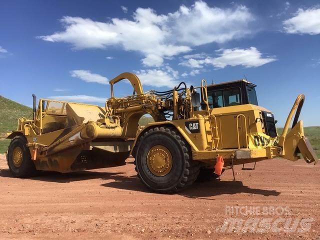 CAT 627G Scraper