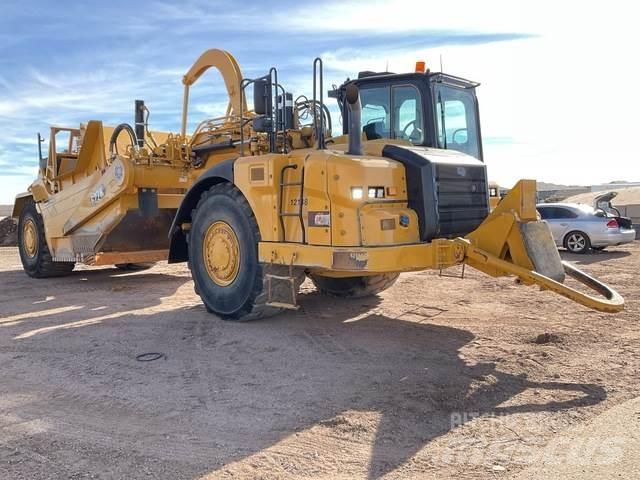 CAT 627K Scraper