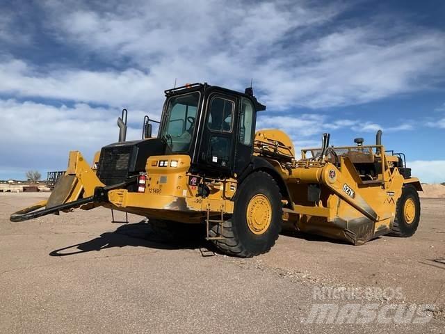CAT 627K Scraper
