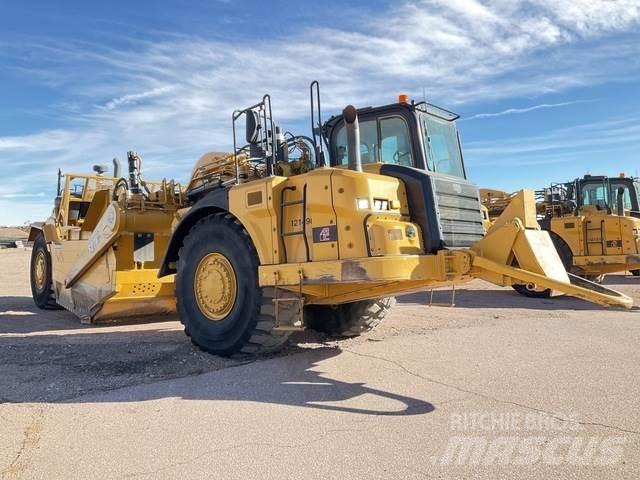 CAT 627K Scraper