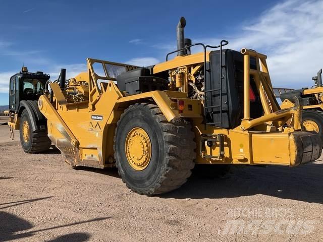 CAT 627K Scraper