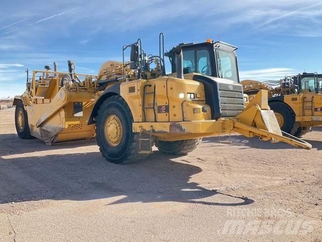 CAT 627K Scraper