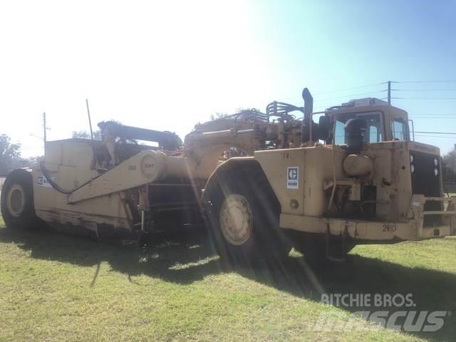CAT 633D Scraper