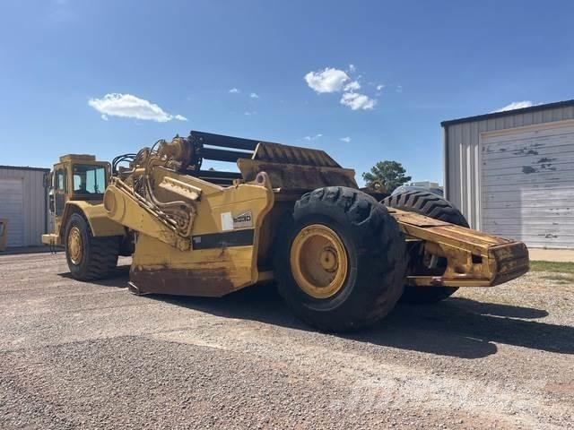 CAT 633D Scraper
