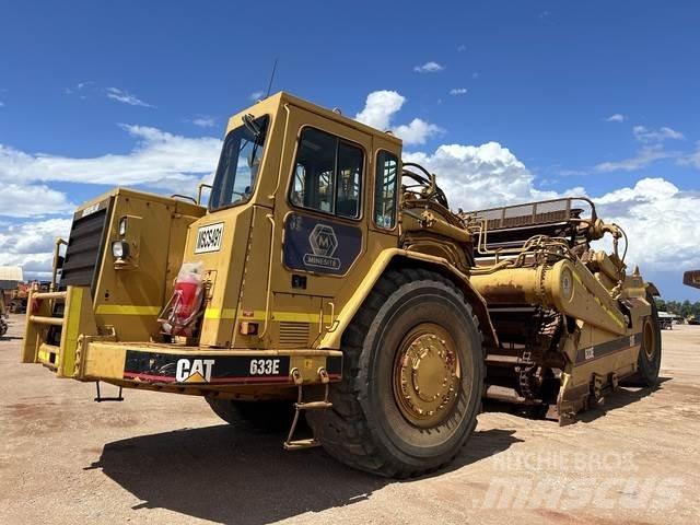 CAT 633E Scraper