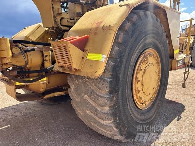 CAT 633E Scraper