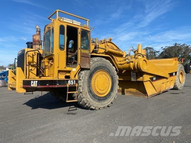 CAT 651 Camion citerne à eau
