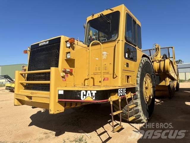 CAT 651E Scraper