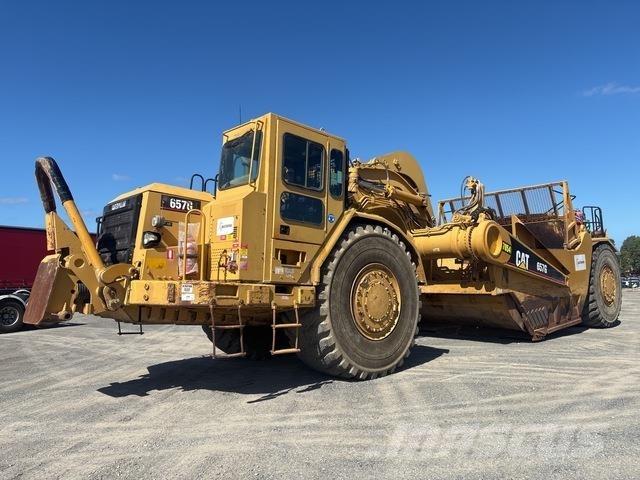 CAT 657G Scraper