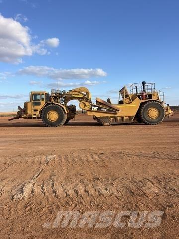 CAT 657G Scraper