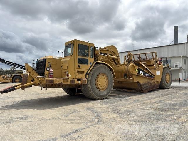 CAT 657G Scraper