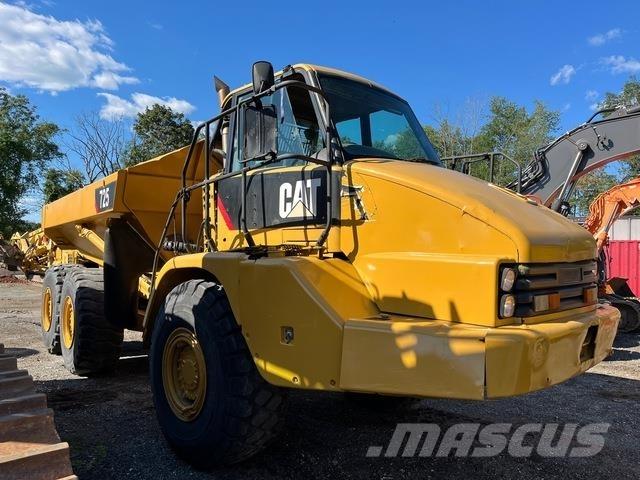 CAT 725 Tombereau articulé