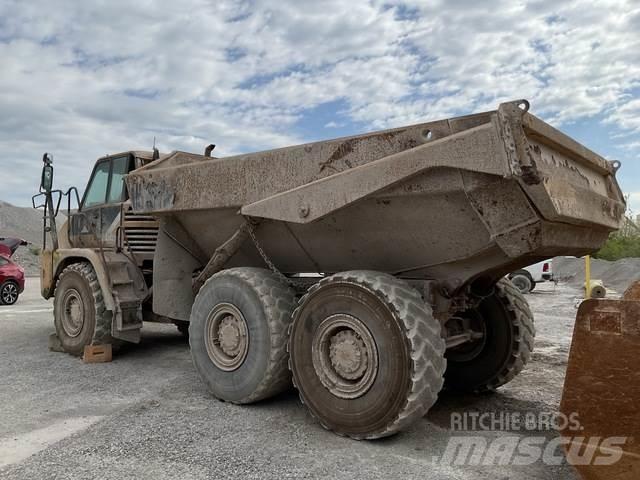 CAT 730 Tombereau articulé