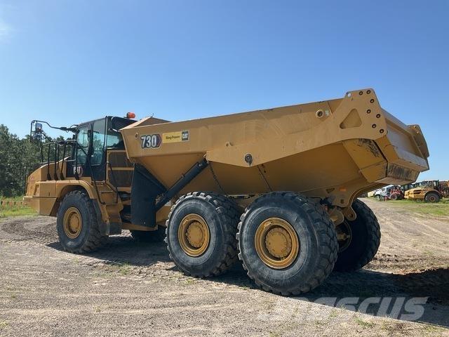 CAT 730 Tombereau articulé