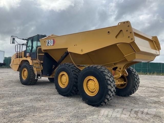 CAT 730 Tombereau articulé