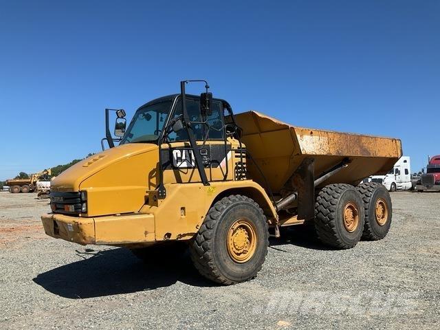 CAT 730 Tombereau articulé
