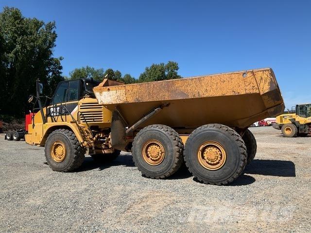 CAT 730 Tombereau articulé