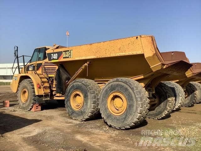 CAT 740 Tombereau articulé