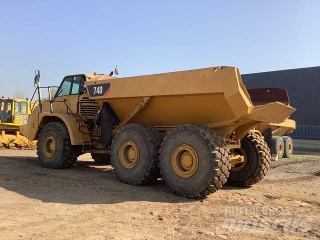 CAT 740 Tombereau articulé