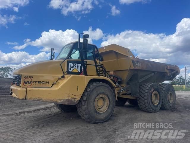 CAT 740 Tombereau articulé