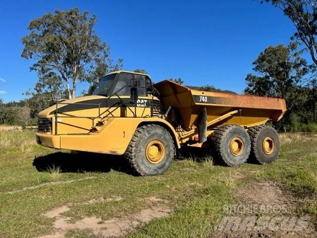 CAT 740 Tombereau articulé