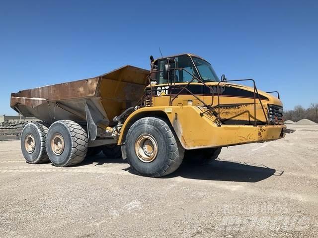 CAT 740 Tombereau articulé