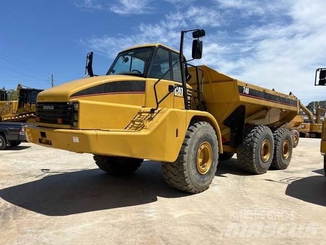 CAT 740 Tombereau articulé