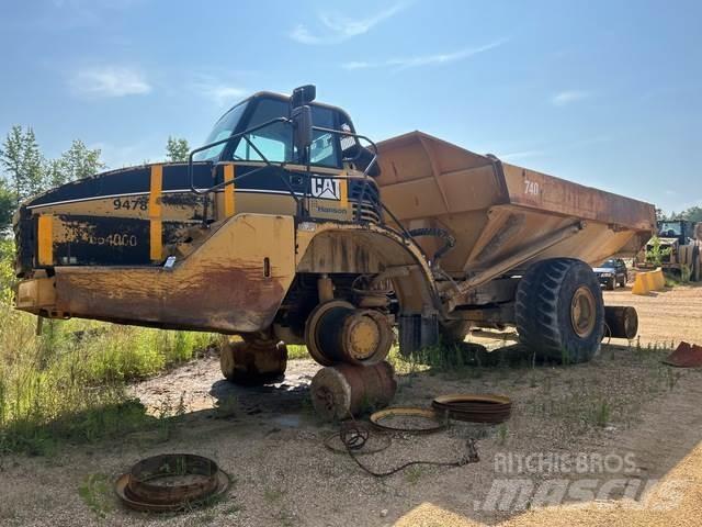 CAT 740 Tombereau articulé