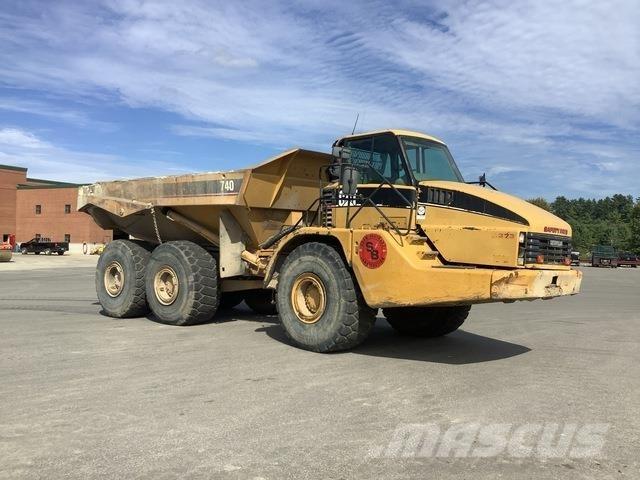 CAT 740 Tombereau articulé