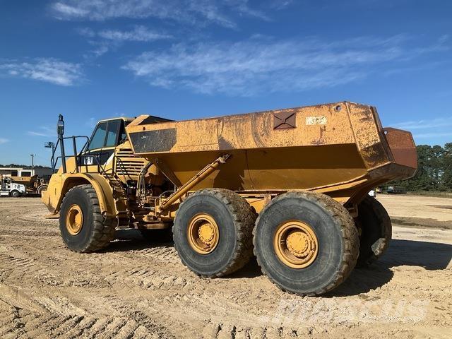 CAT 740 Tombereau articulé