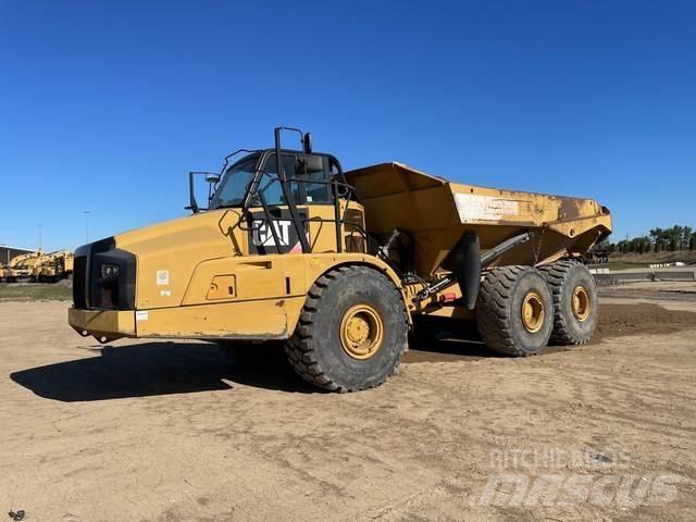 CAT 740B Tombereau articulé
