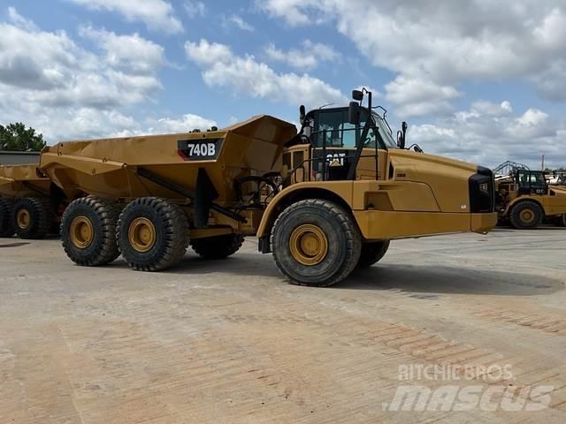 CAT 740B Tombereau articulé
