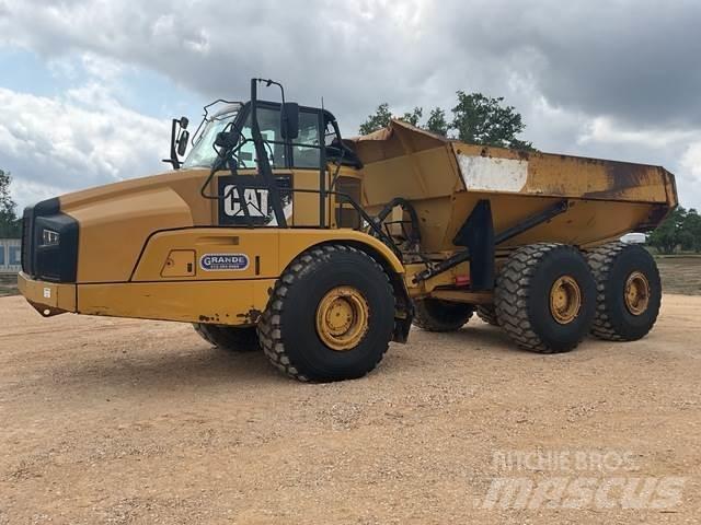 CAT 740B Tombereau articulé