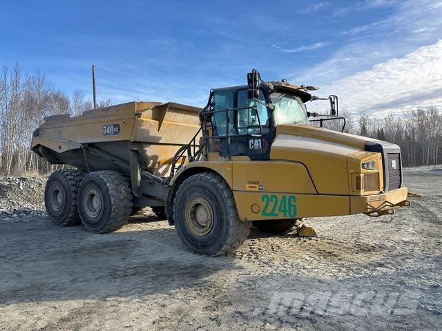 CAT 740GC Tombereau articulé