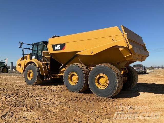 CAT 745 Tombereau articulé