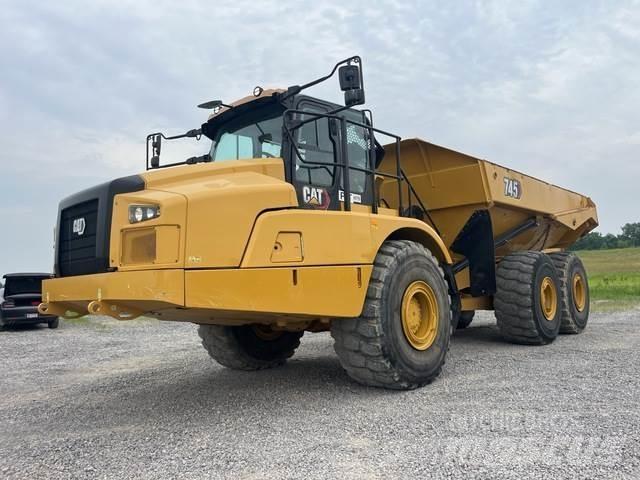 CAT 745 Tombereau articulé