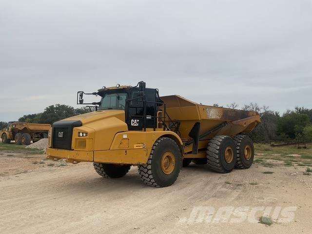 CAT 745 Tombereau articulé