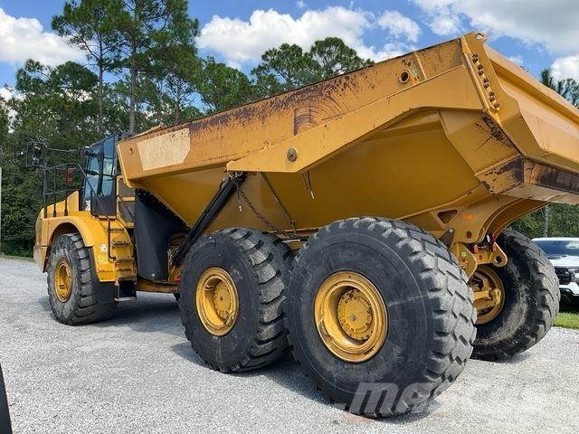 CAT 745 Tombereau articulé
