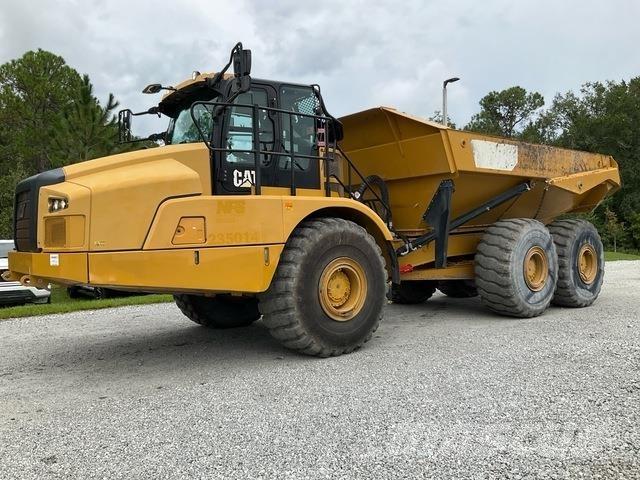CAT 745 Tombereau articulé