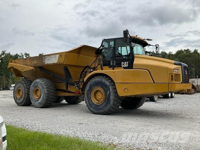 CAT 745 Tombereau articulé